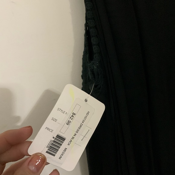 Black maxi dress - Picture 7 of 7